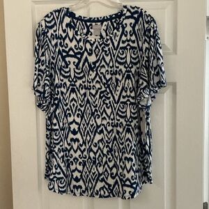 Chico's Blue and White Ikat Flutter Sleeve Tee